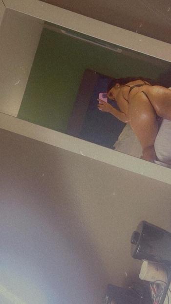 London, 23  female escort, Southern Maryland