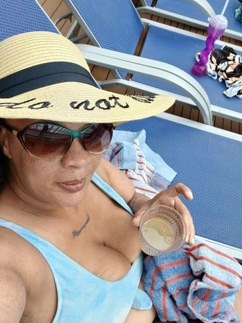 Redzz, 50  female escort, Southern Maryland